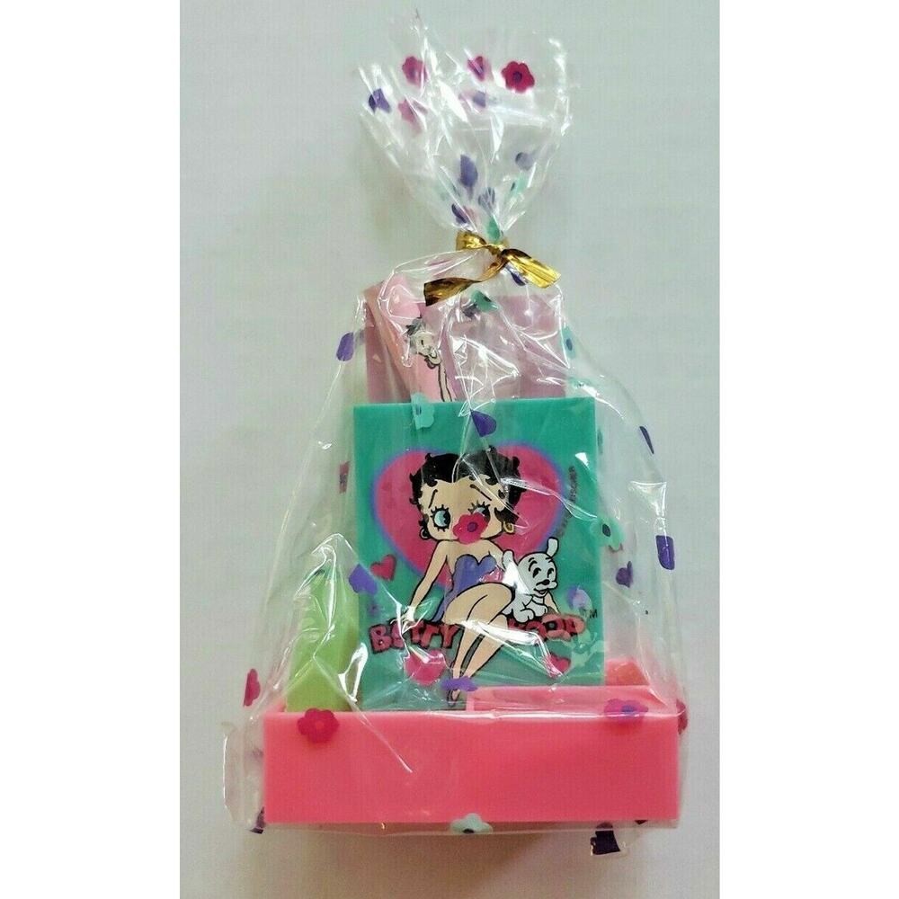 1992 MGM Grand Hotel Betty Boop Mini Pencil and Sharpener‎ Set Vintage U156